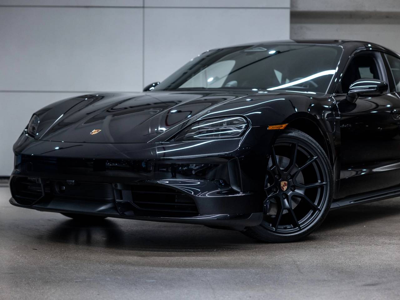 2026 Porsche Taycan Taycan 4 Black Edition