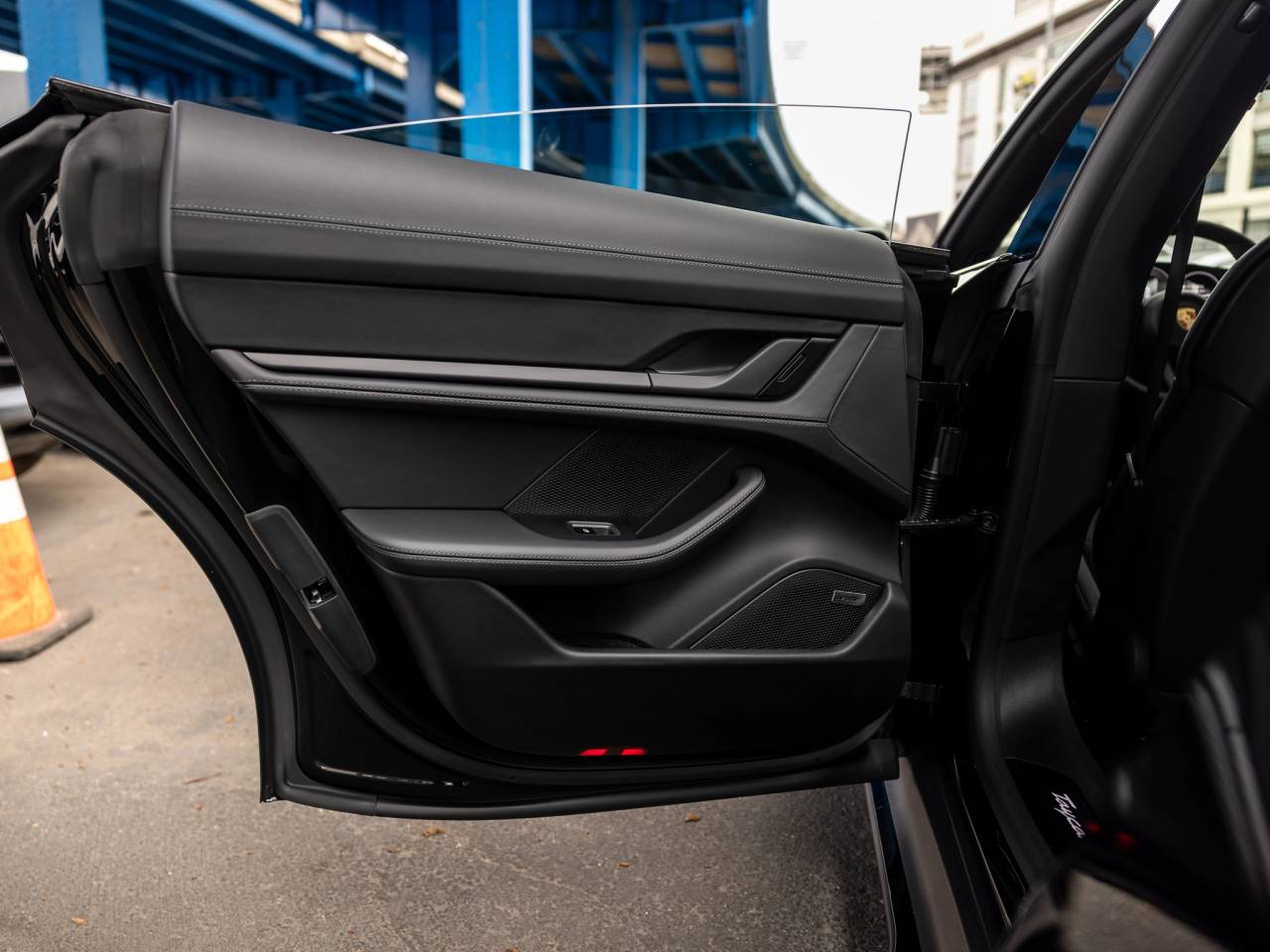 2026 Porsche Taycan Taycan 4 Black Edition