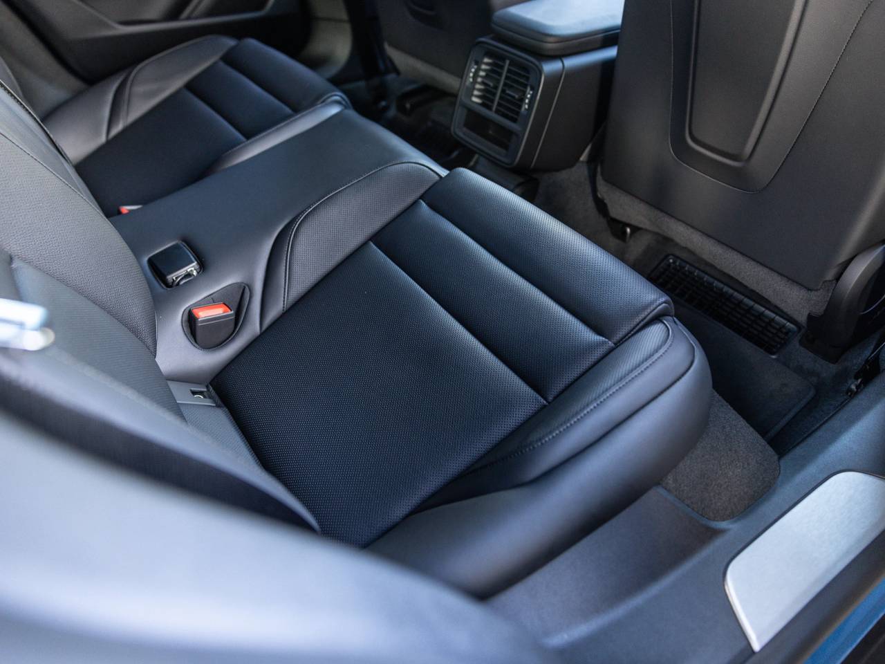 2026 Porsche Taycan Taycan 4