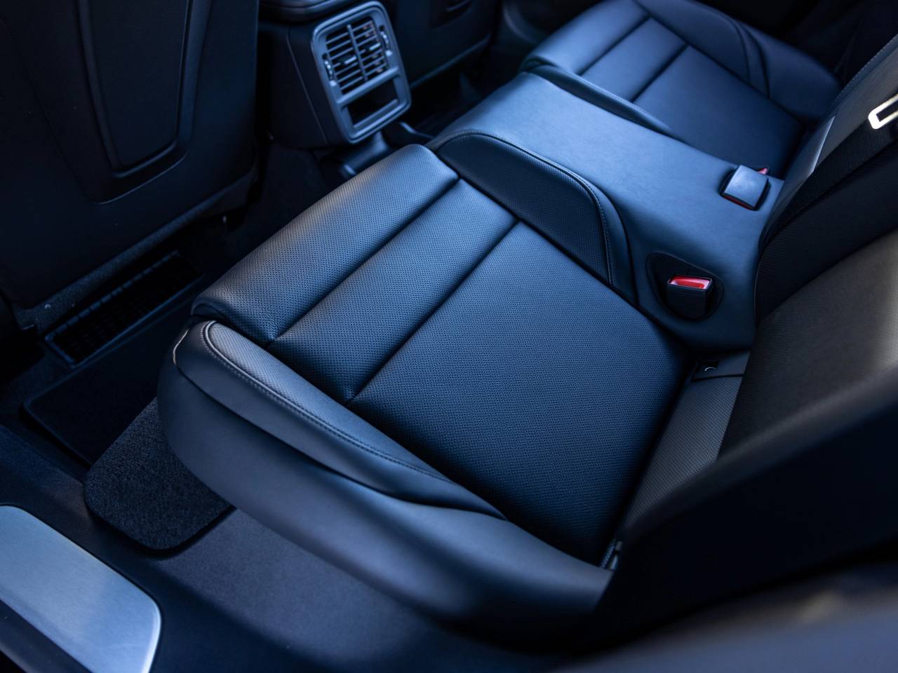 2026 Porsche Taycan Taycan