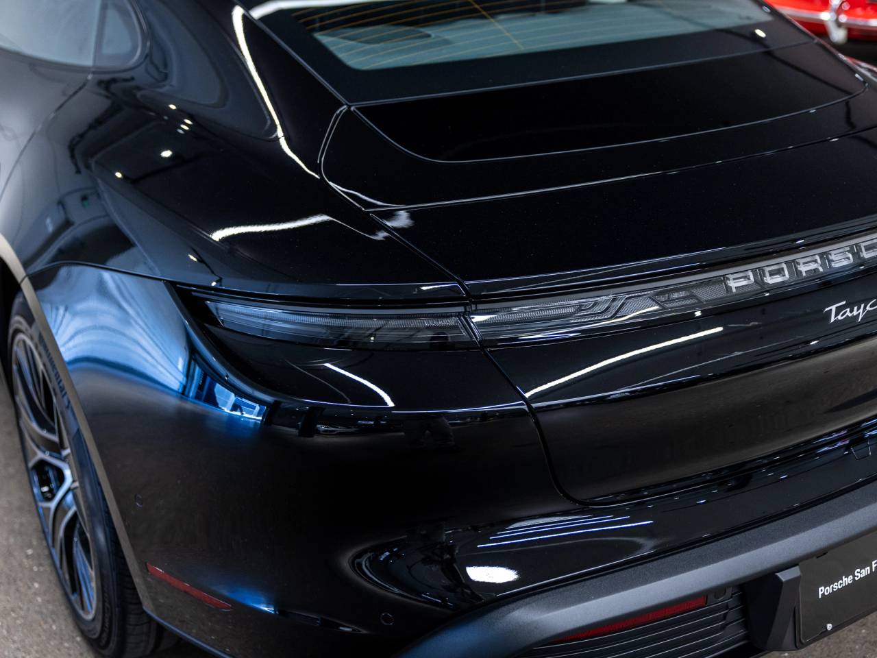 2026 Porsche Taycan Taycan