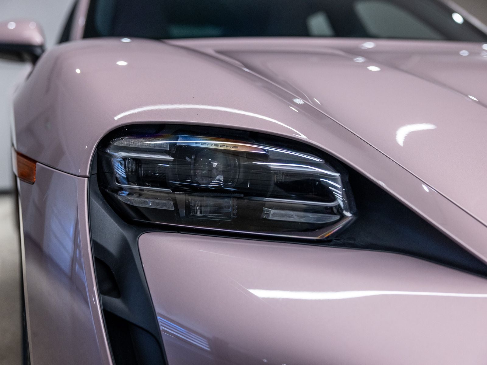 2023 Porsche Taycan Base