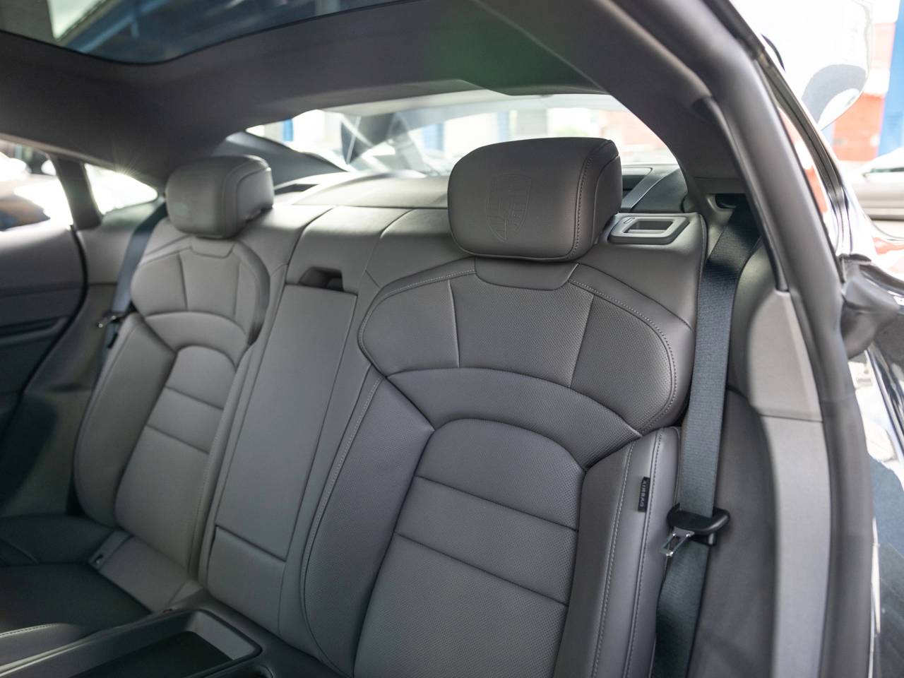 2025 Porsche Taycan Taycan 4