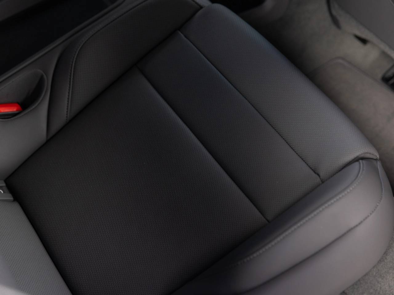 2025 Porsche Taycan Taycan 4