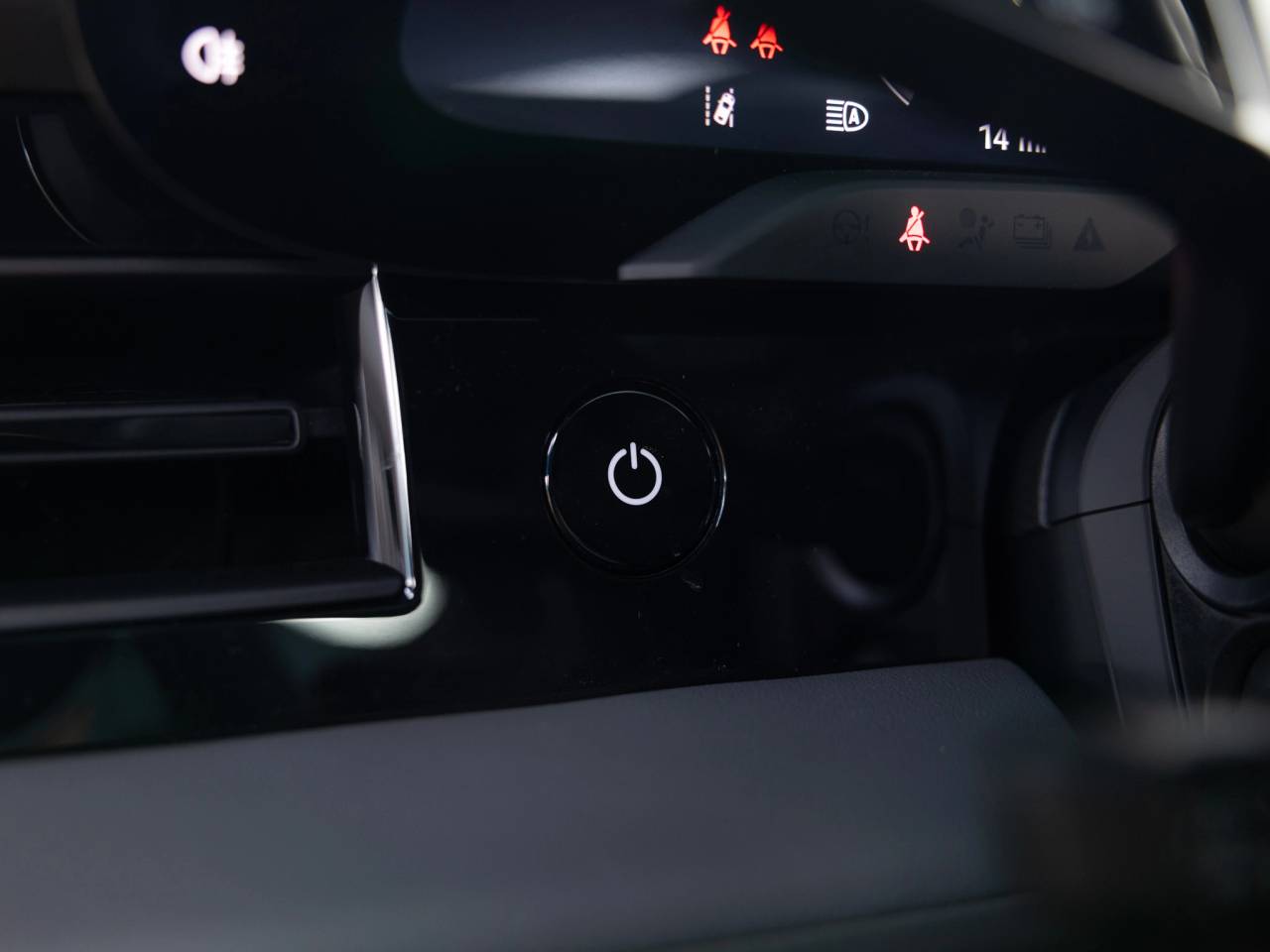 2025 Porsche Taycan Taycan 4