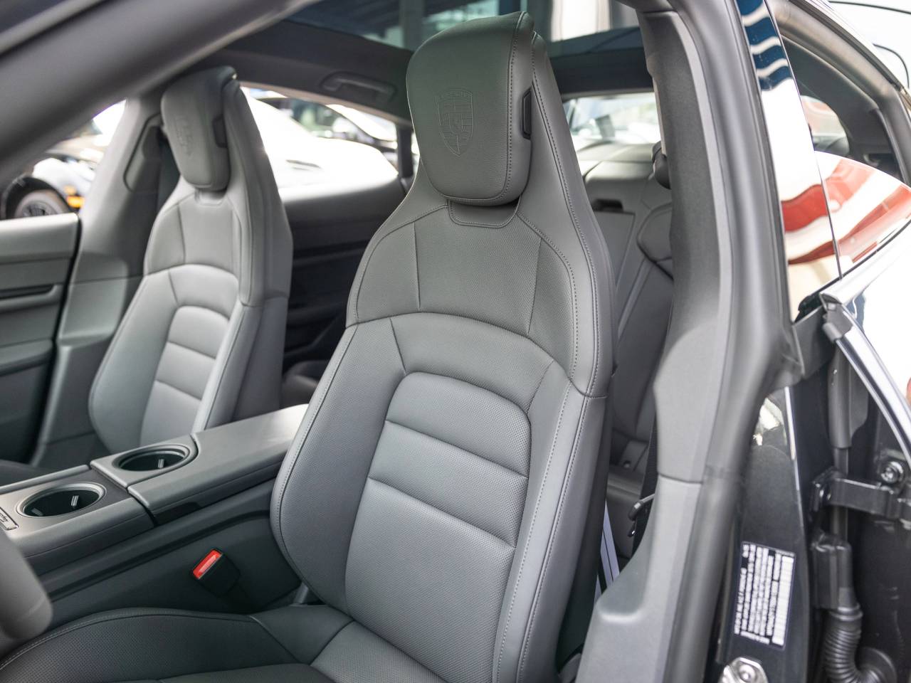 2025 Porsche Taycan Taycan 4