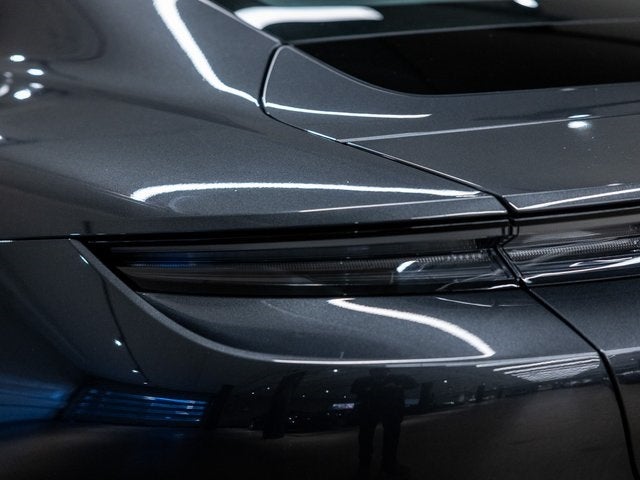 2025 Porsche Taycan Taycan