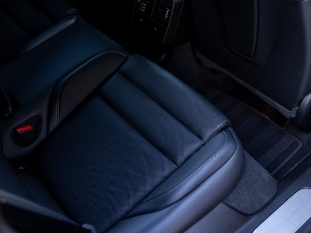 2025 Porsche Taycan Taycan