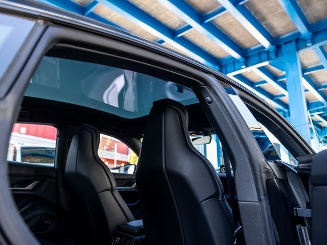 2025 Porsche Taycan Taycan