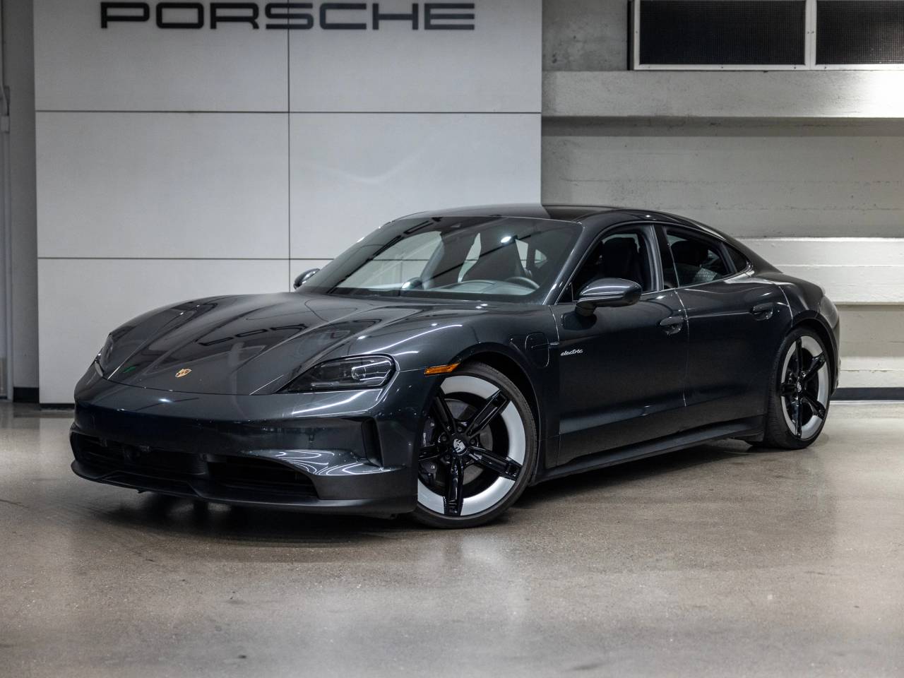 2025 Porsche Taycan Taycan