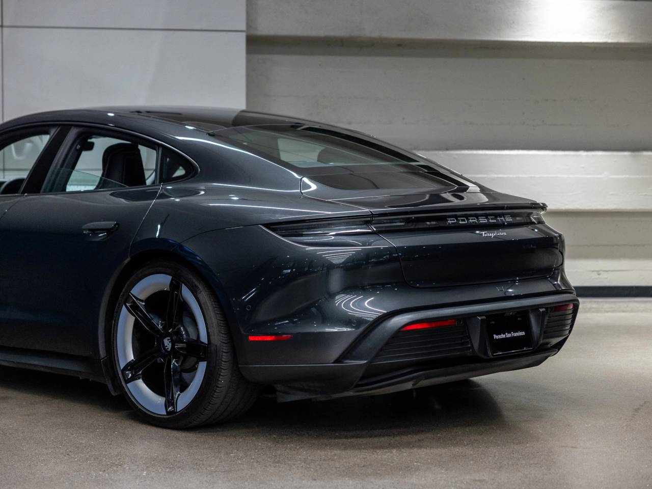 2025 Porsche Taycan Taycan