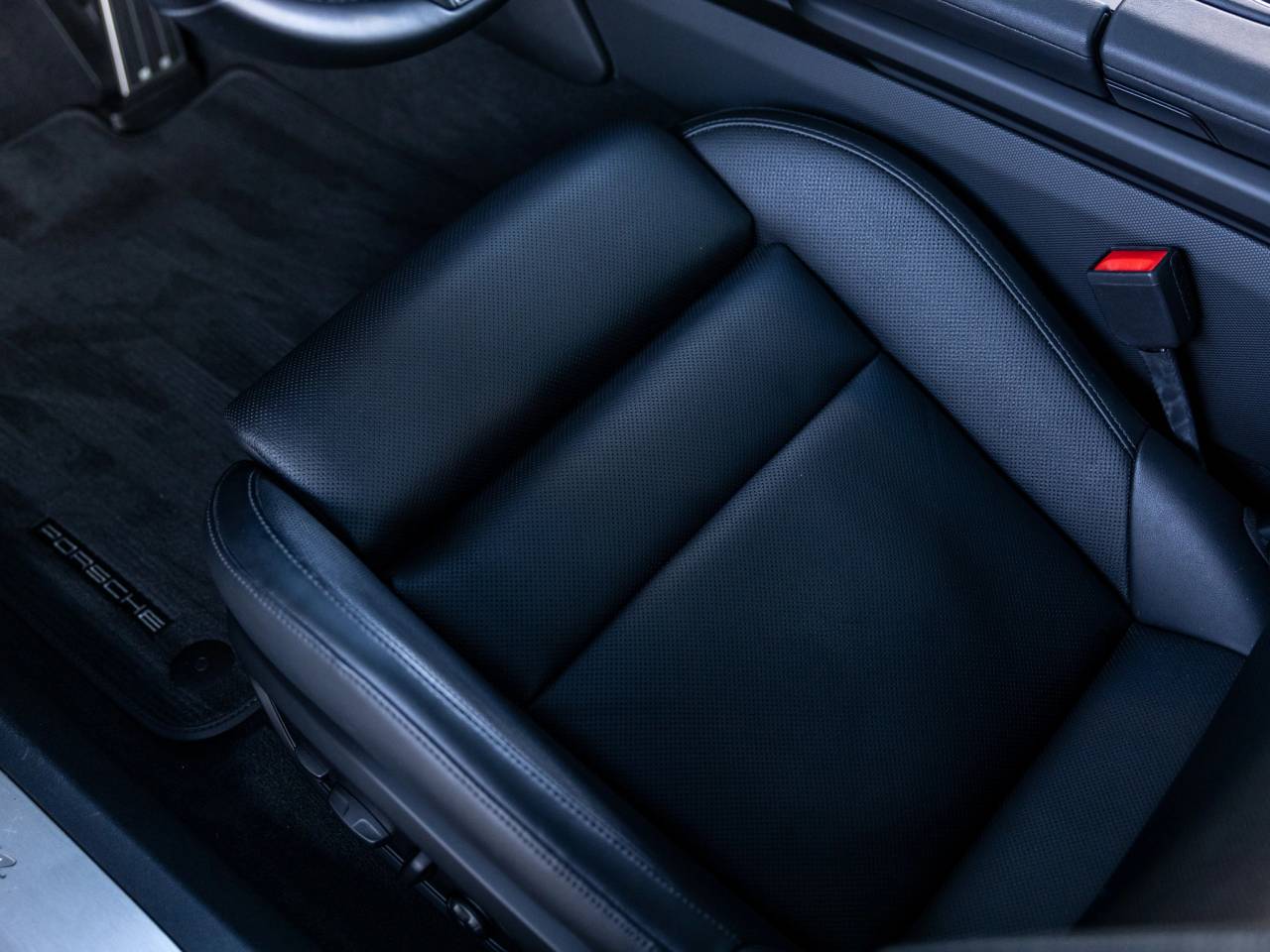 2025 Porsche Taycan Taycan