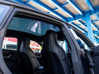 2025 Porsche Taycan Taycan