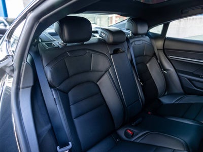 2025 Porsche Taycan Taycan