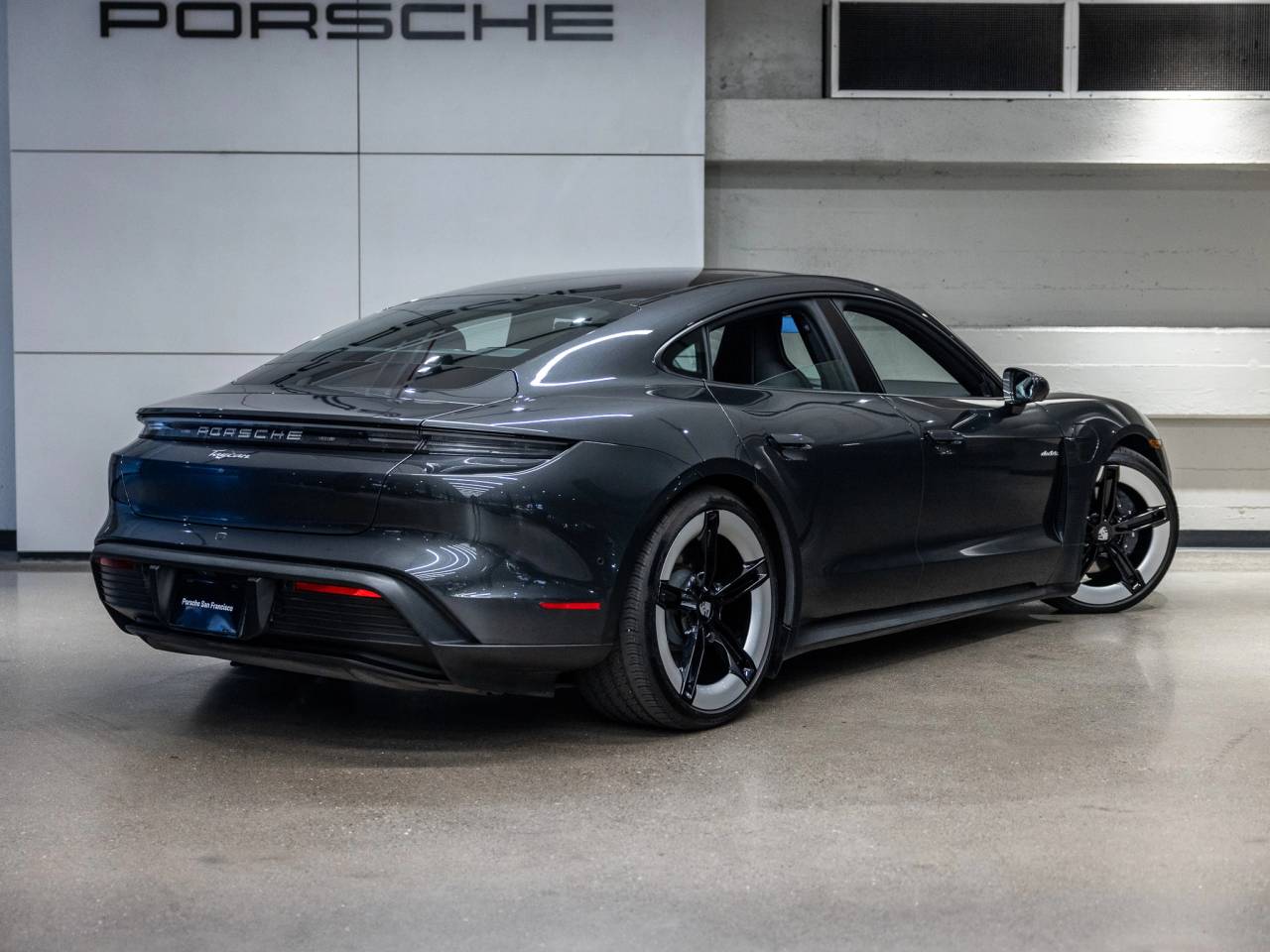 2025 Porsche Taycan Taycan