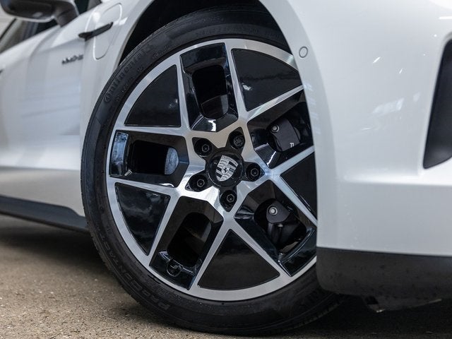 2025 Porsche Taycan Base