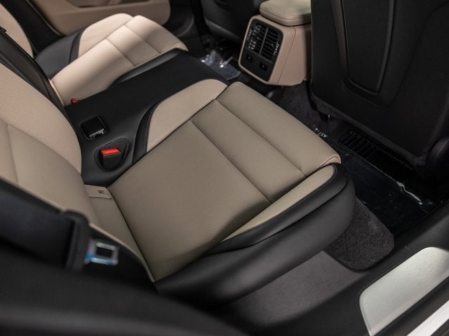 2025 Porsche Taycan Base