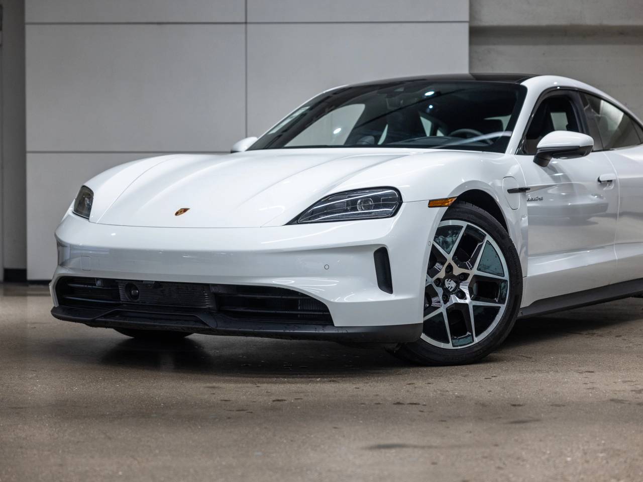 2025 Porsche Taycan Taycan