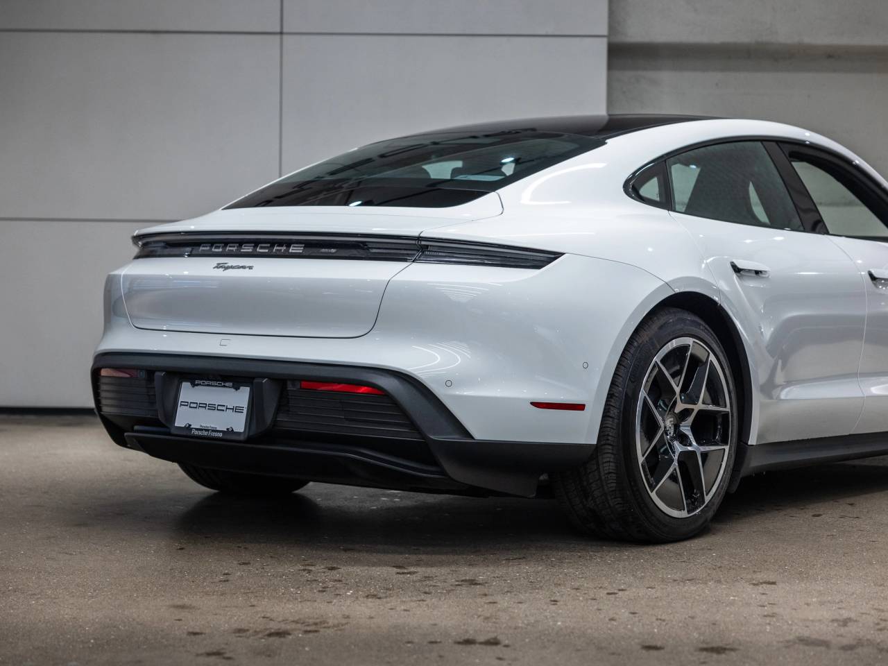 2025 Porsche Taycan Taycan