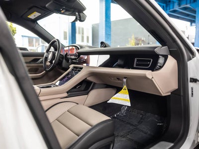 2025 Porsche Taycan Taycan