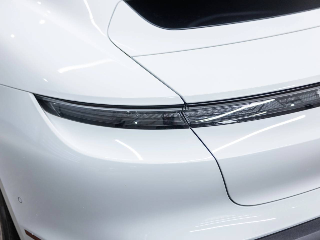 2025 Porsche Taycan Taycan