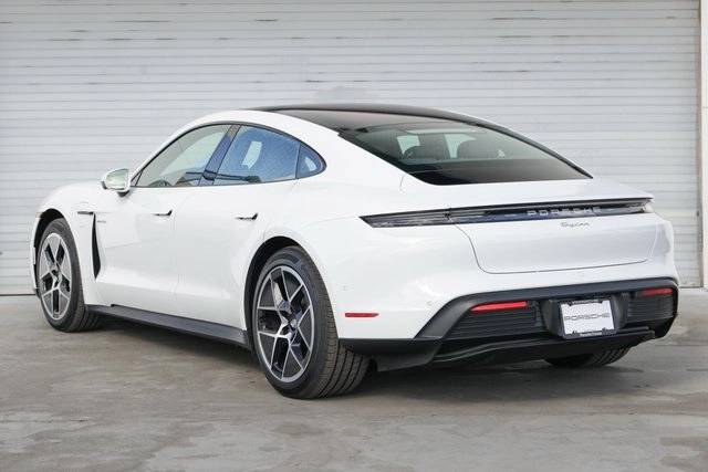 2025 Porsche Taycan Taycan
