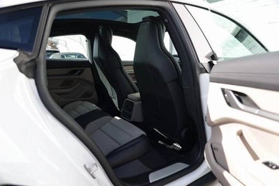 2025 Porsche Taycan Taycan