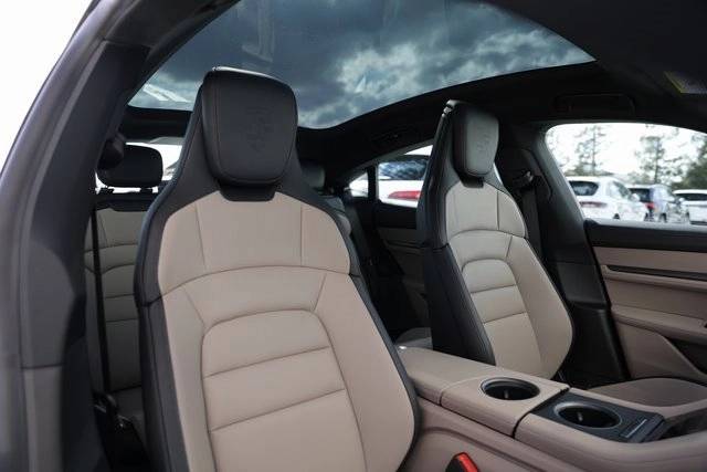 2025 Porsche Taycan Taycan