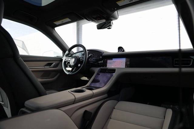 2025 Porsche Taycan Taycan