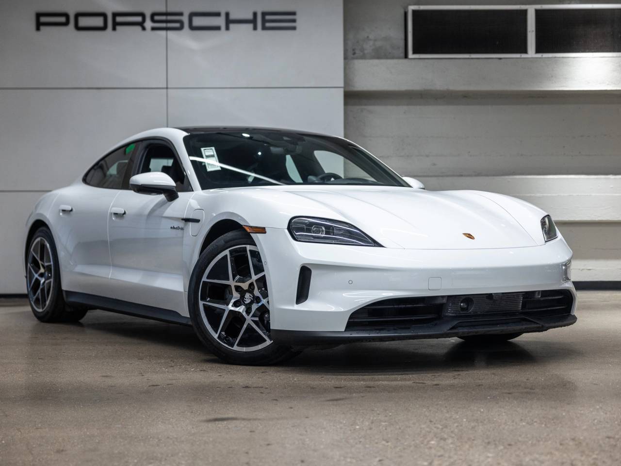 2025 Porsche Taycan Taycan