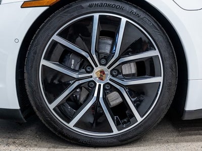 2025 Porsche Taycan Taycan
