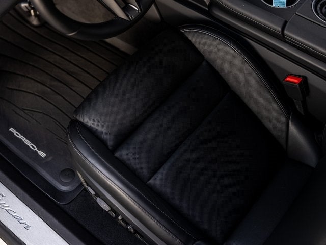 2025 Porsche Taycan Taycan