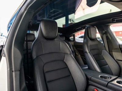 2025 Porsche Taycan Taycan