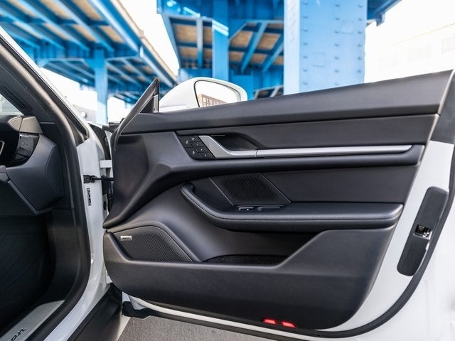 2025 Porsche Taycan Taycan