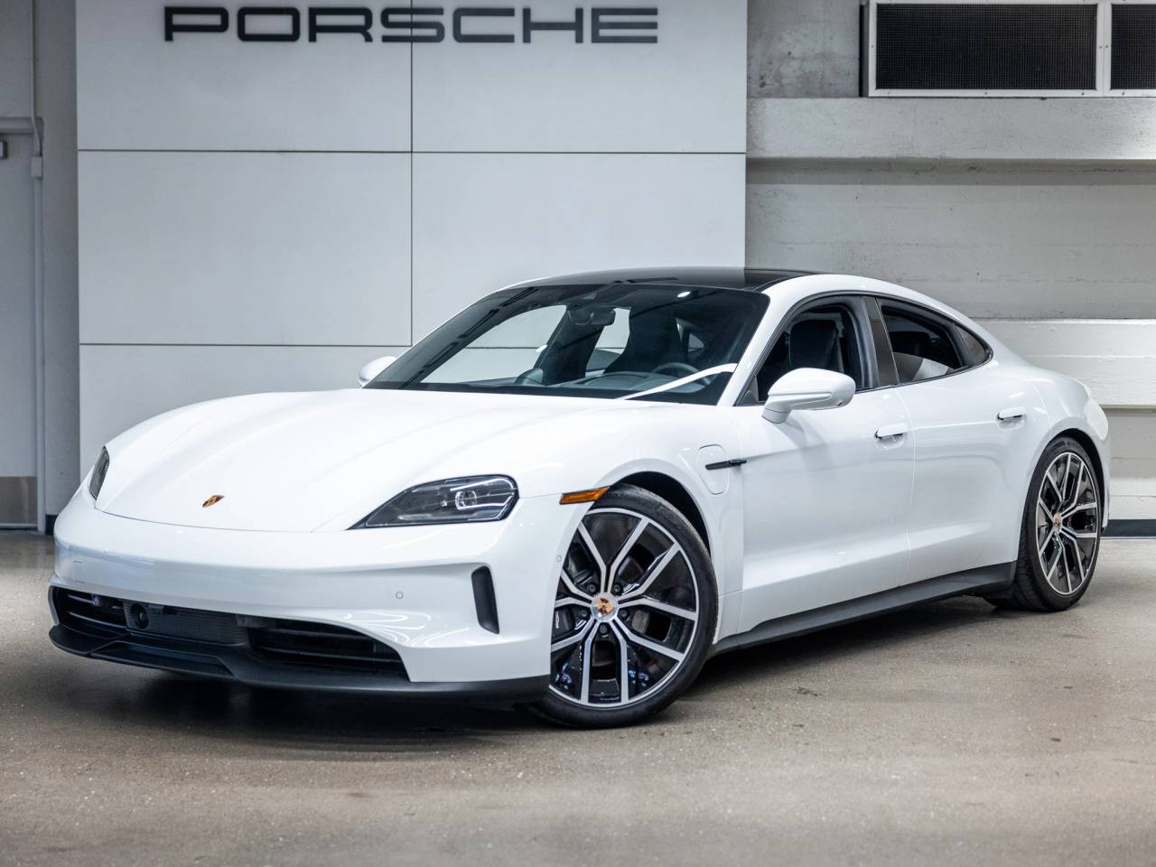 2025 Porsche Taycan Taycan