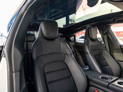 2025 Porsche Taycan Taycan