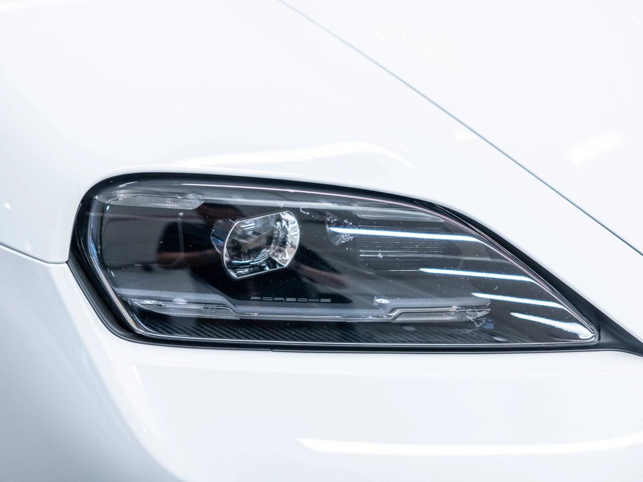 2025 Porsche Taycan Taycan