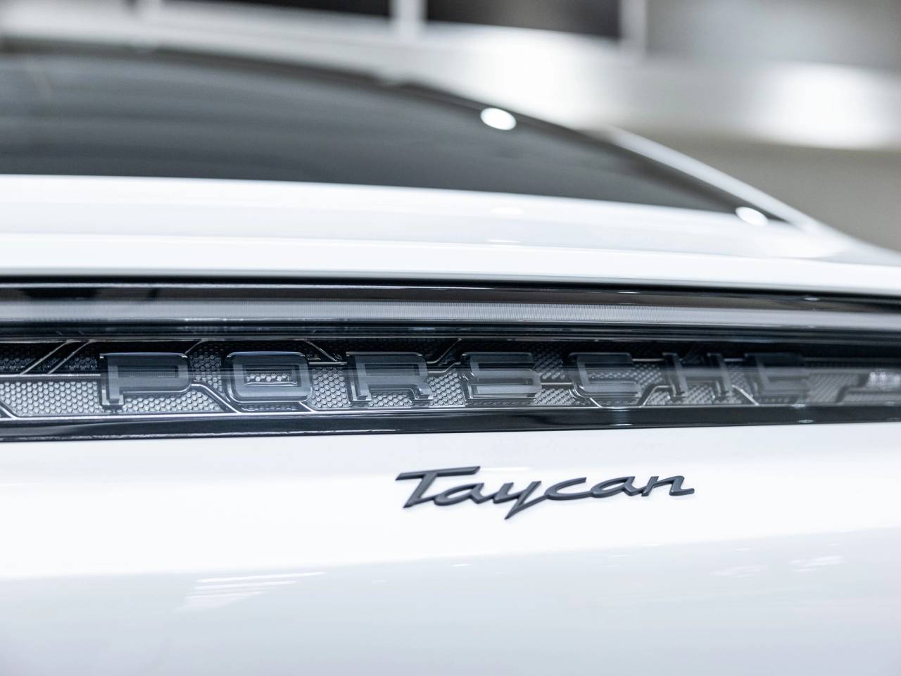 2025 Porsche Taycan Taycan