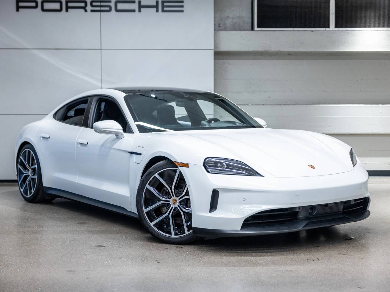 2025 Porsche Taycan Taycan