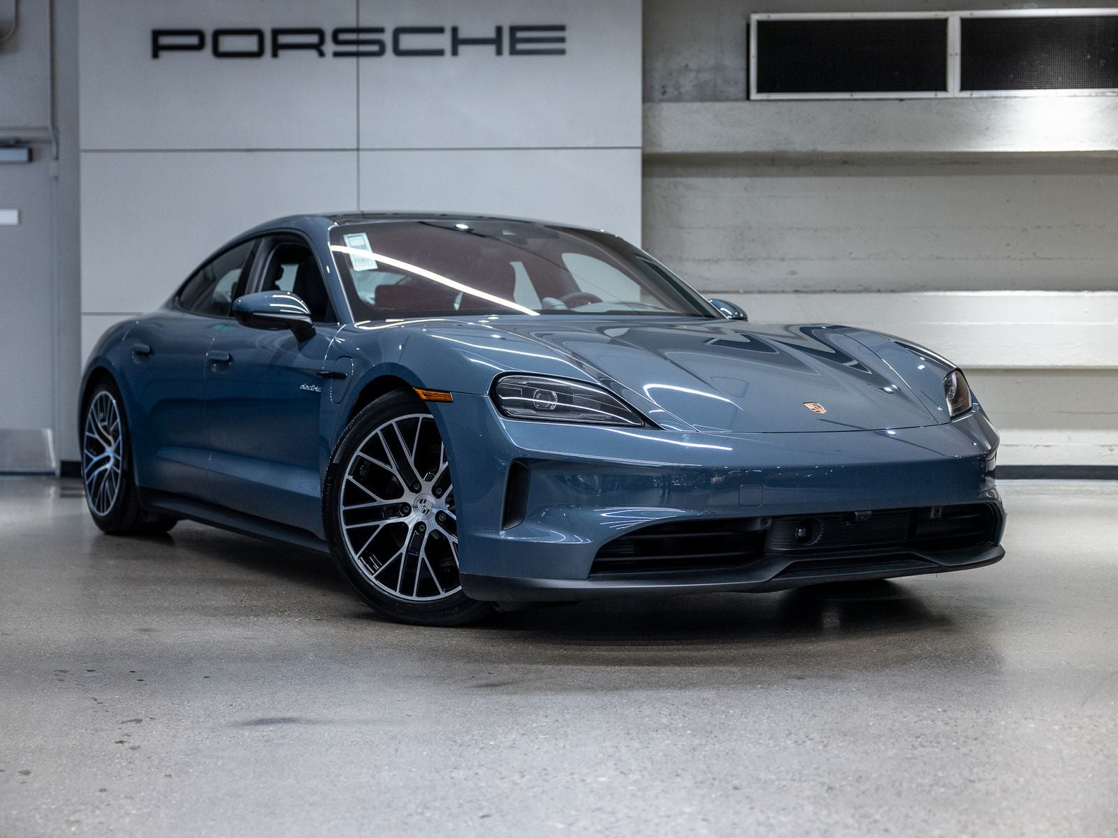 2025 Porsche Taycan Taycan 4