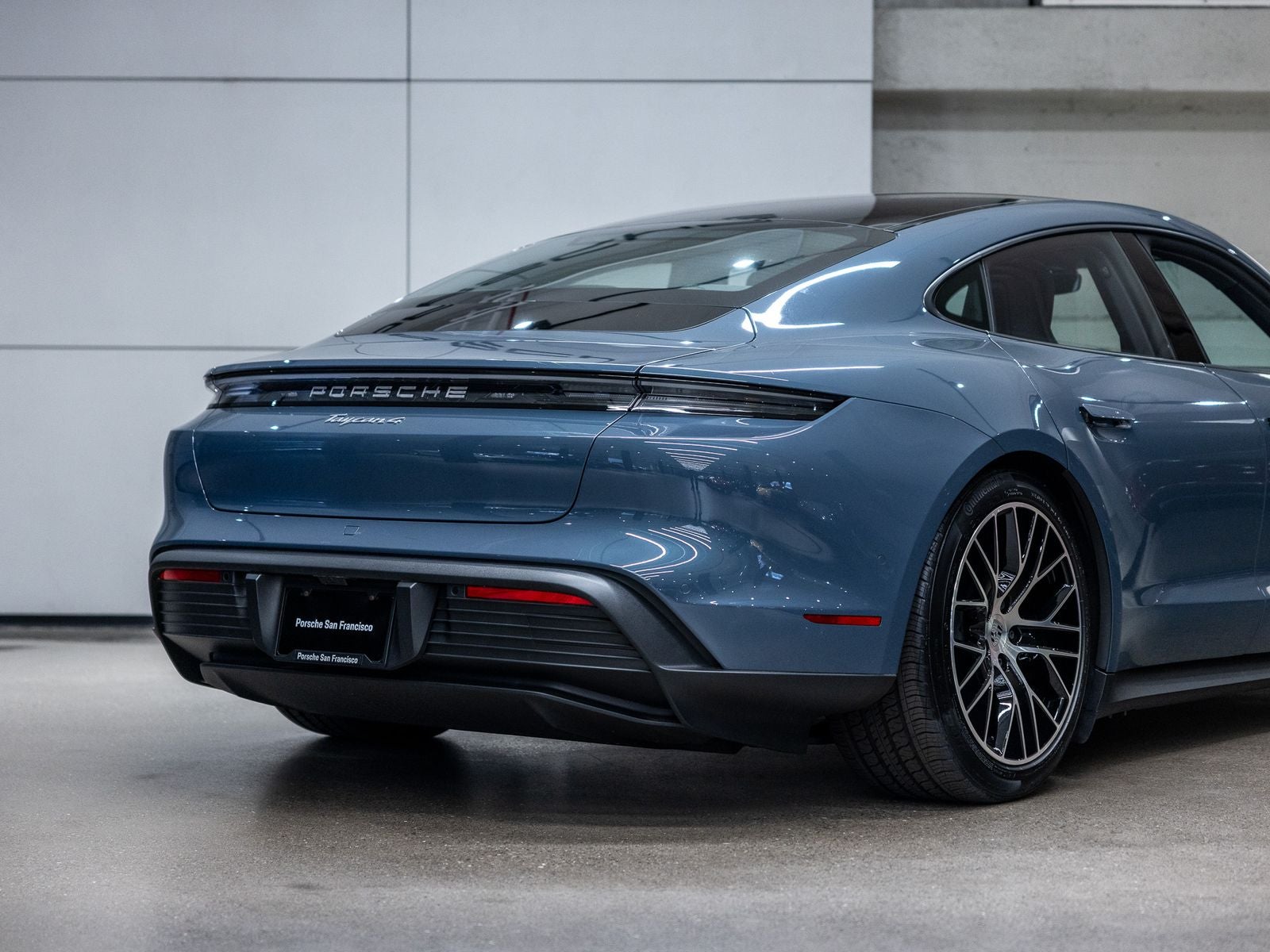 2025 Porsche Taycan Taycan 4