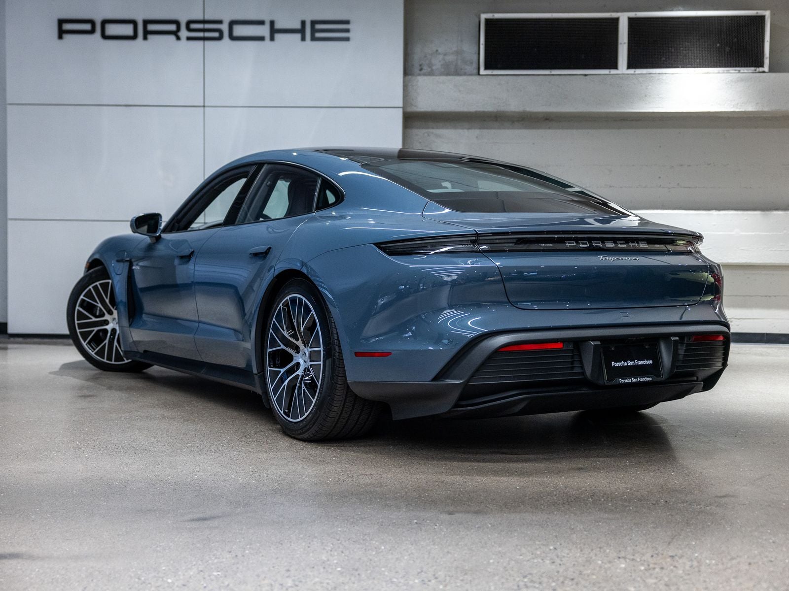 2025 Porsche Taycan Taycan 4