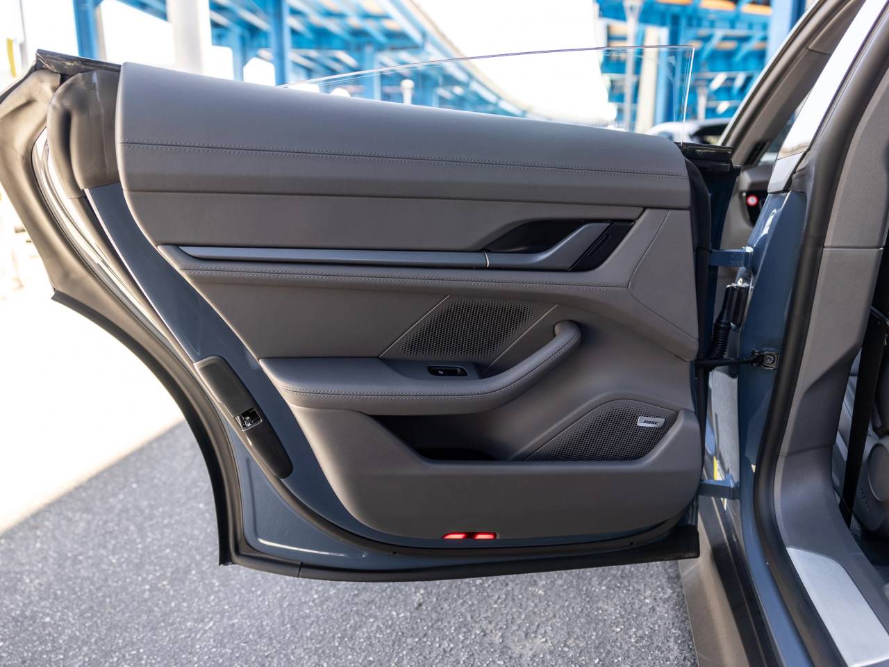 2025 Porsche Taycan Taycan 4