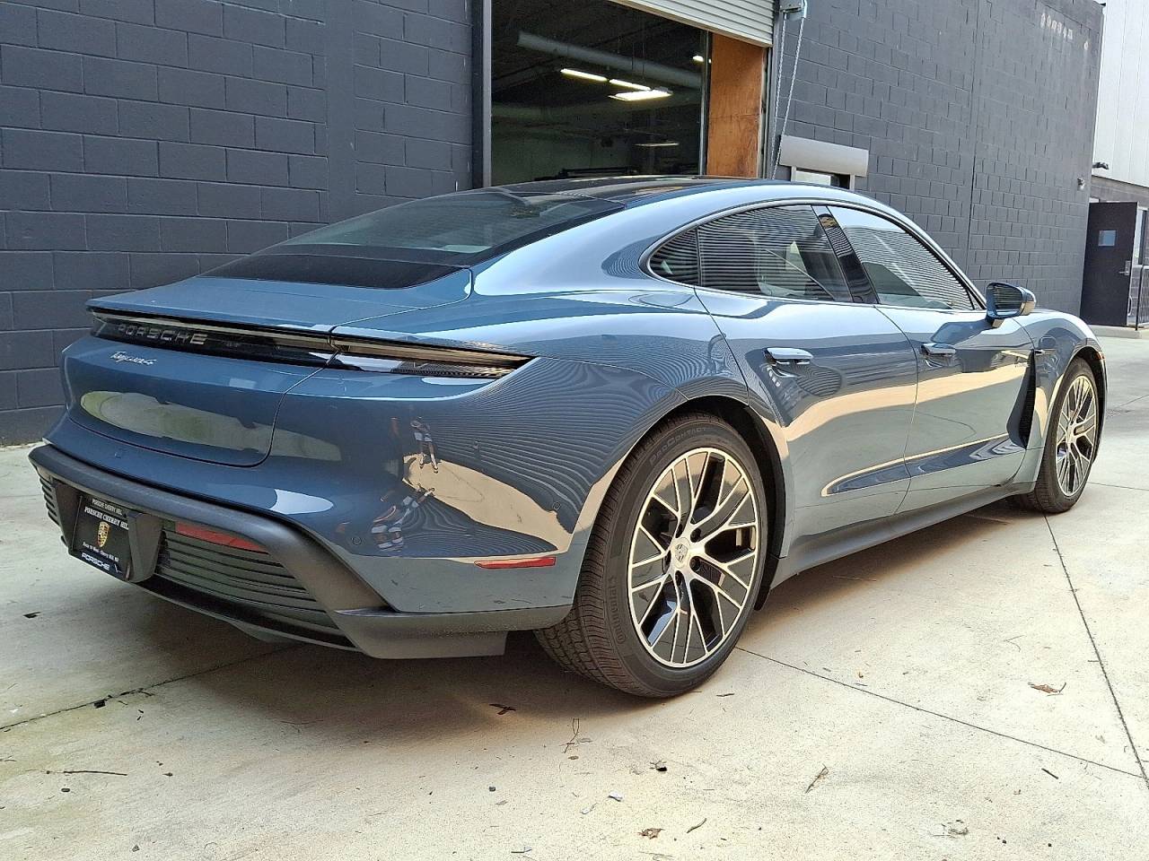 2025 Porsche Taycan Taycan 4