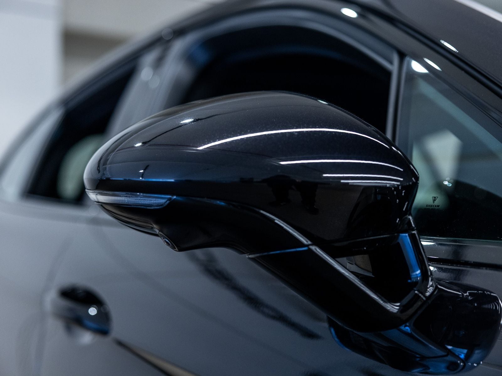 2025 Porsche Panamera Base