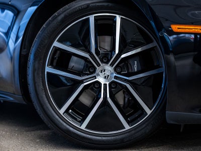 2025 Porsche Panamera Base