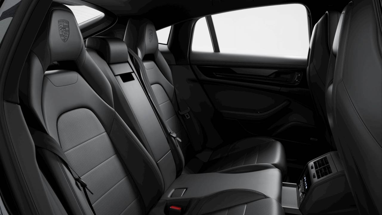 2025 Porsche Panamera Panamera