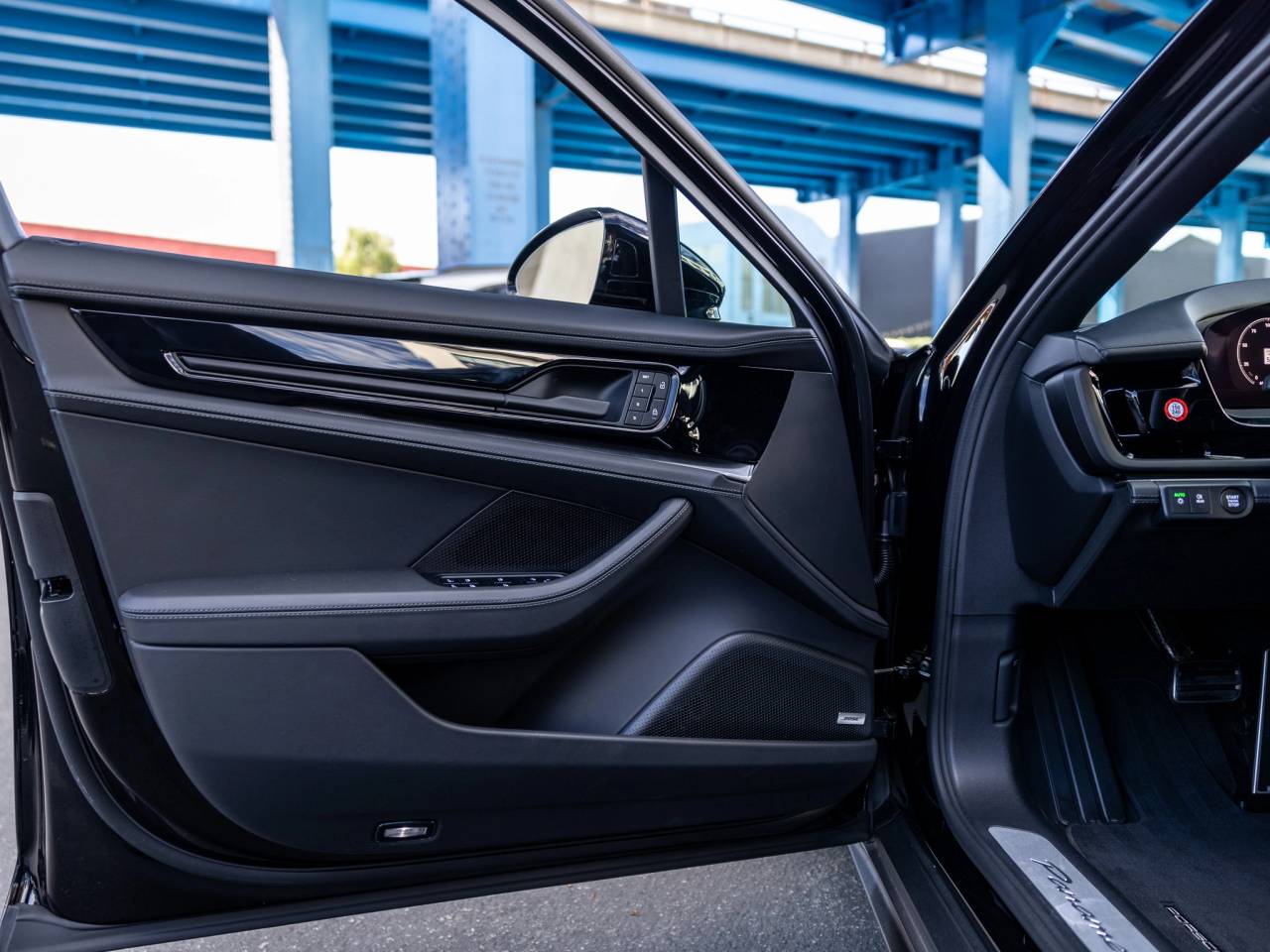 2025 Porsche Panamera Base