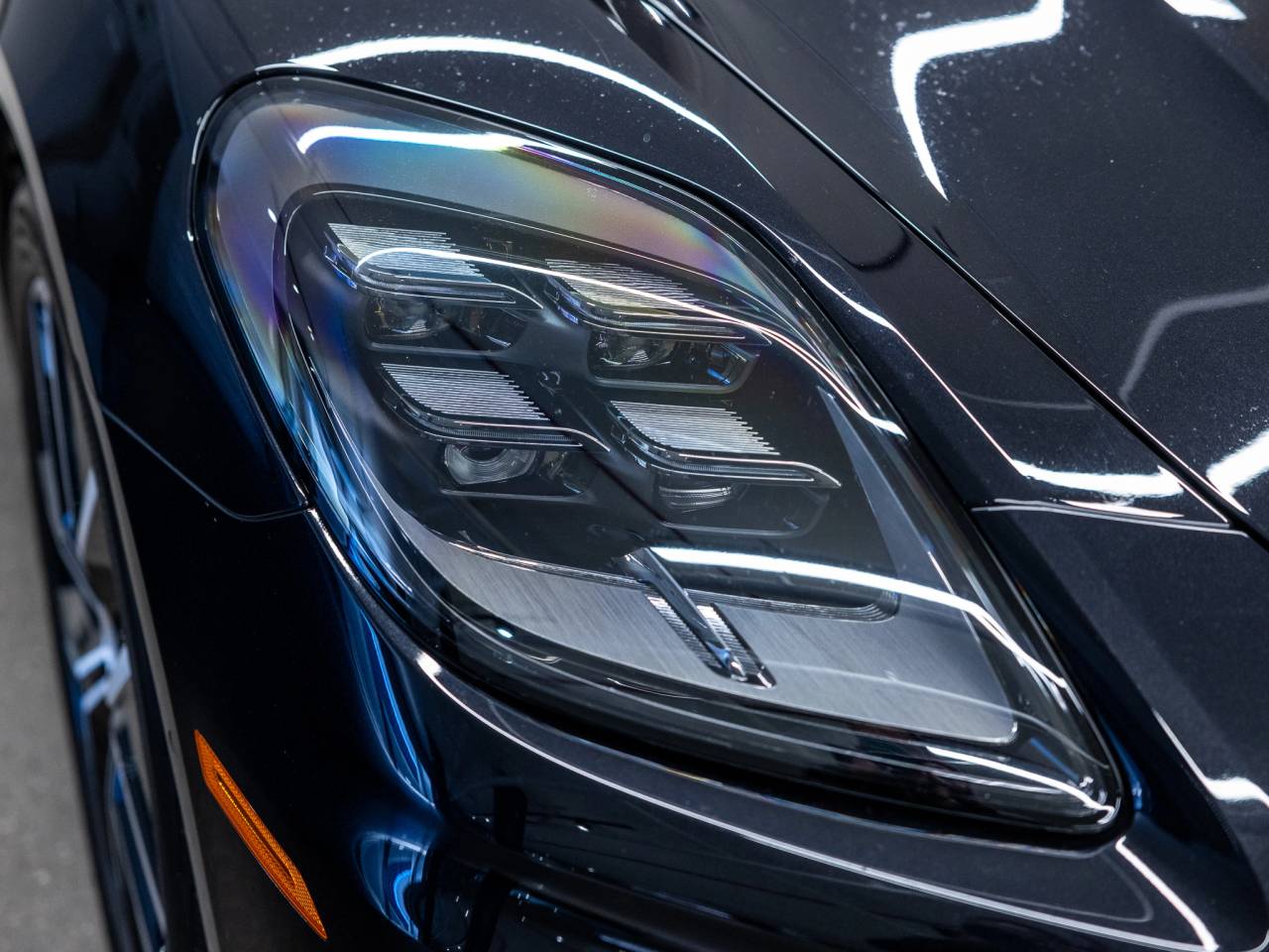 2025 Porsche Panamera Base