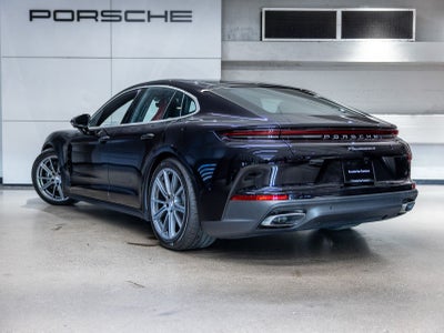 2026 Porsche Panamera Panamera 4